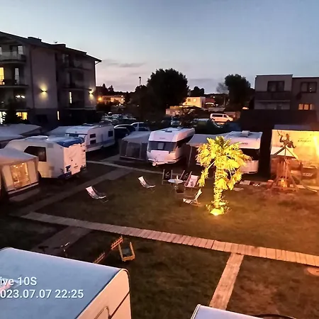 Surf Wioska W Centrum Jastarni Campsite