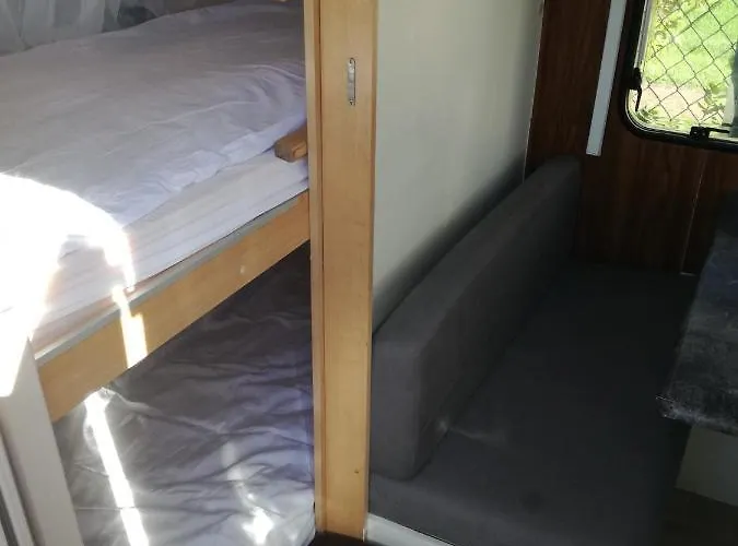 אתר קמפינג Surf Wioska W Centrum Jastarni יאסטארניה