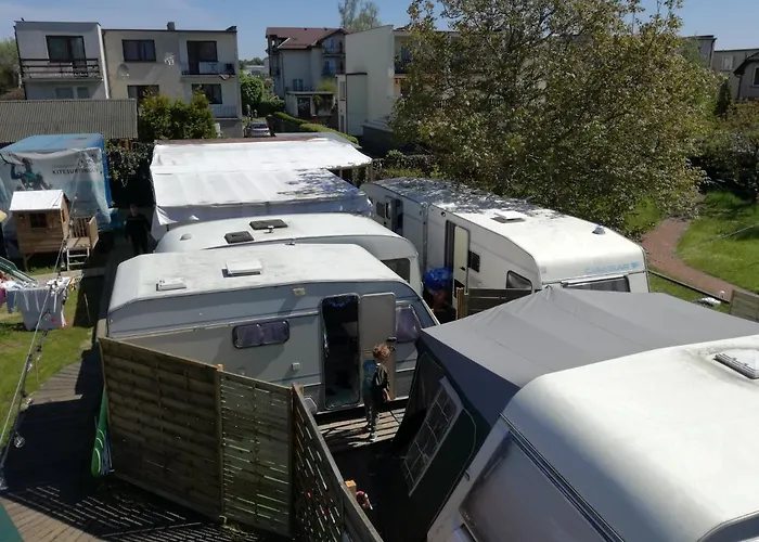 אתר קמפינג Surf Wioska W Centrum Jastarni *