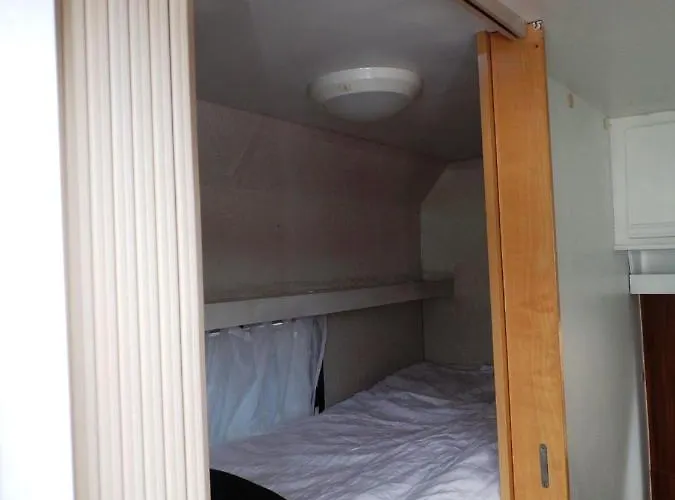 אתר קמפינג Surf Wioska W Centrum Jastarni *