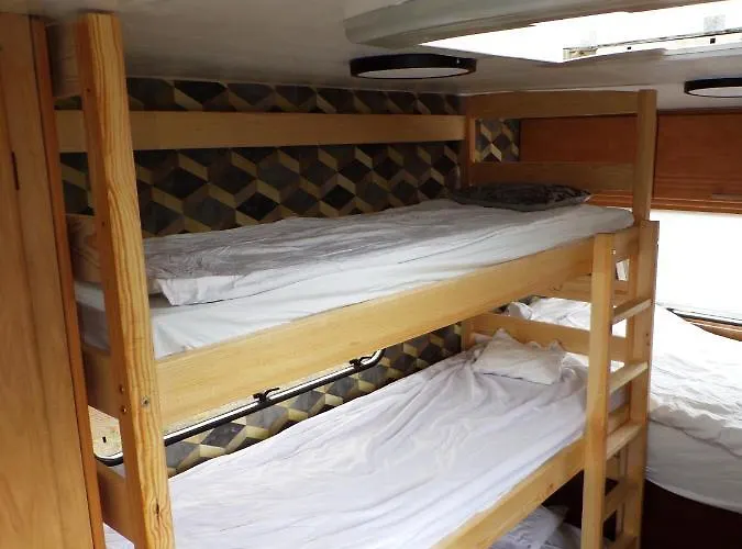 Surf Wioska W Centrum Jastarni אתר קמפינג יאסטארניה