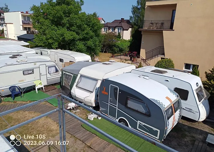 אתר קמפינג Surf Wioska W Centrum Jastarni יאסטארניה