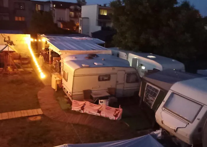 Surf Wioska W Centrum Jastarni יאסטארניה